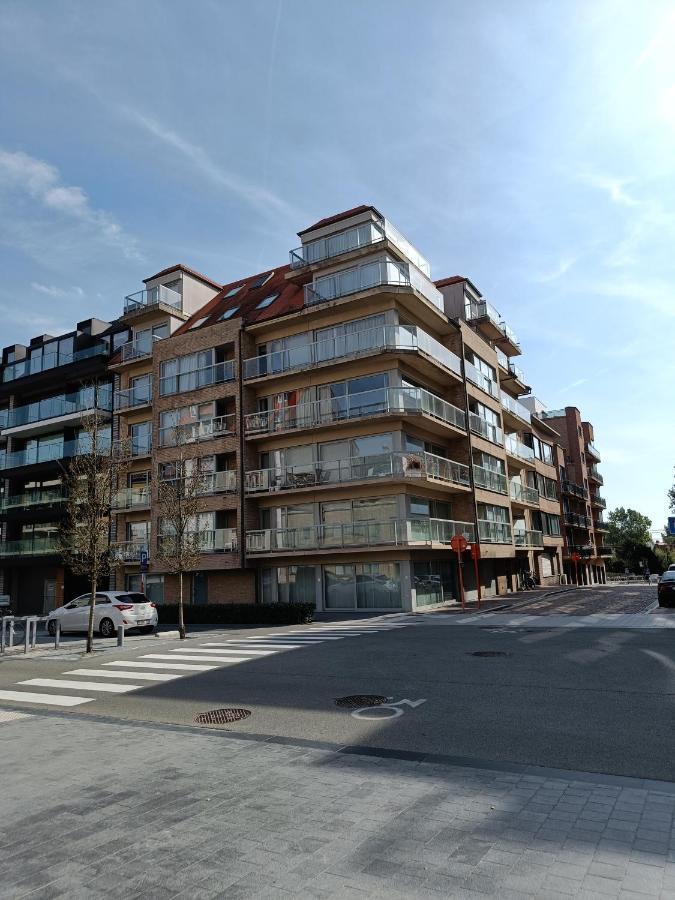 Appartamento Residentie Gaudi Nieuwpoort Esterno foto